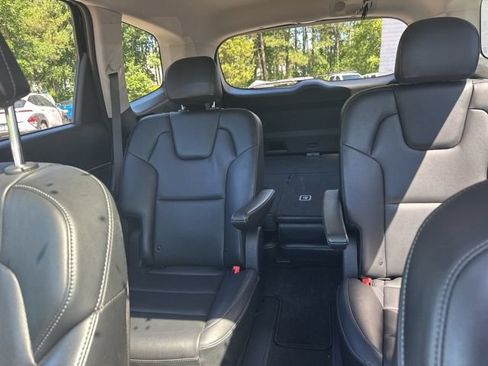 Certified 2025 Kia Telluride S FWD image 29