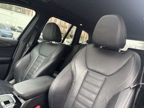 Used 2024 BMW X3 M40i w/ Premium Package image 19