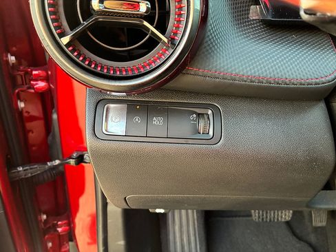 Used 2025 Chevrolet Equinox RS w/ Safety and Technology Package FWD image 14