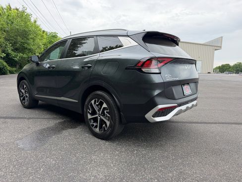 Used 2023 Kia Sportage EX AWD/4WD image 9