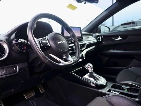 Used 2022 Kia Forte GT-Line w/ GT-Line Premium Package image 20