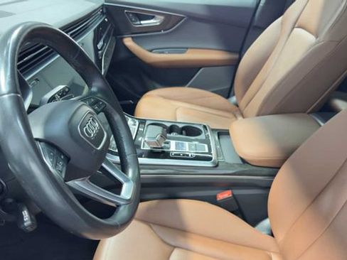 Used 2021 Audi Q7 2.0T Premium Plus w/ Premium Plus Package AWD/4WD image 24