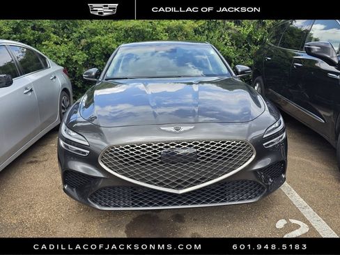 Used 2025 Genesis G70 2.5T RWD image 7