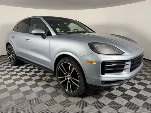 New 2026 Porsche Cayenne Coupe image 9