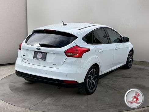 Used 2018 Ford Focus SEL FWD image 7