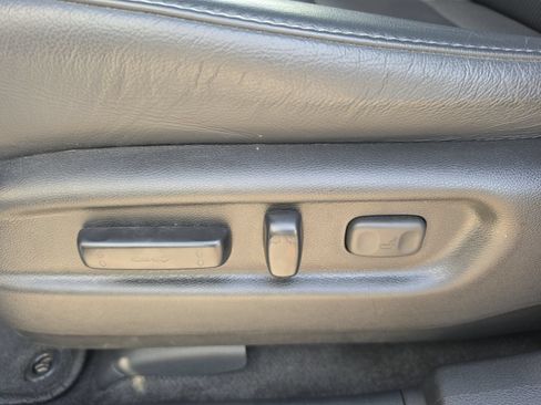 Used 2024 Honda Passport EX-L image 11