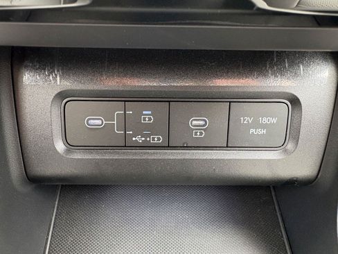 Used 2025 Hyundai Tucson Limited AWD/4WD image 23