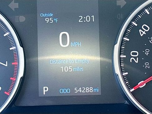 Used 2022 Toyota RAV4 XLE w/ Convenience Package AWD/4WD image 12