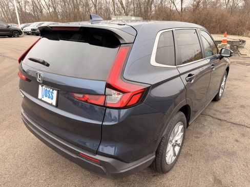 Certified 2023 Honda CR-V EX image 3