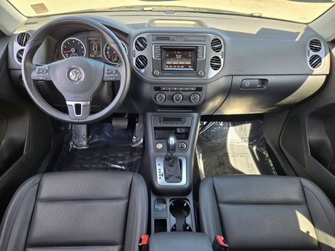 Used 2016 Volkswagen Tiguan S FWD image 13