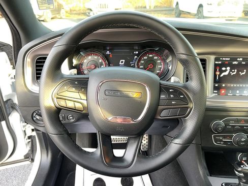 Used 2023 Dodge Charger R/T w/ Blacktop Package image 18