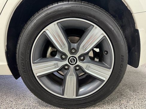 Used 2021 Nissan Altima 2.5 SV image 23