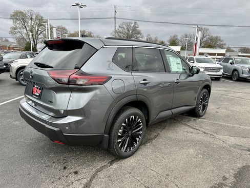 New 2026 Nissan Rogue SV AWD/4WD image 4