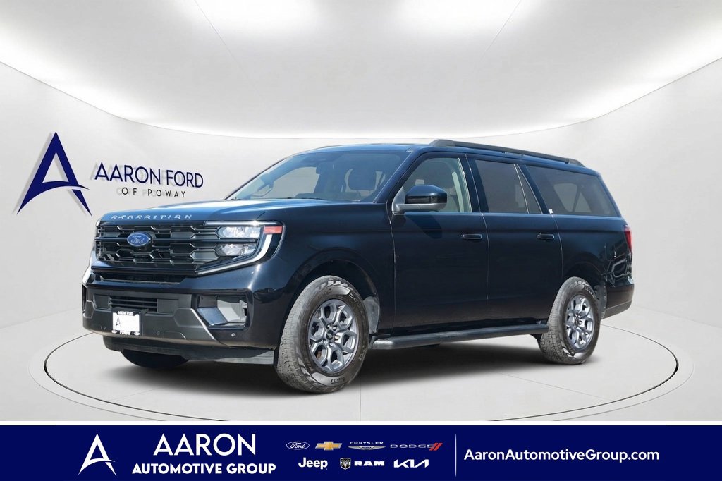 Used 2025 Ford Expedition Max Active AWD/4WD image 1