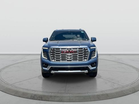 New 2026 GMC Yukon XL Denali w/ Sun & Power Step Package AWD/4WD image 3