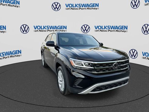 Used 2023 Volkswagen Atlas Cross Sport SE FWD image 16