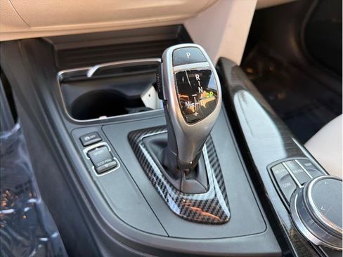 Used 2018 BMW 330i Sedan RWD image 16