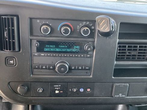 Used 2021 Chevrolet Express 2500 w/ Driver Convenience Package image 13