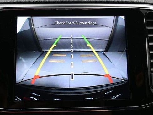 Used 2021 Jeep Grand Cherokee Laredo X AWD/4WD image 21