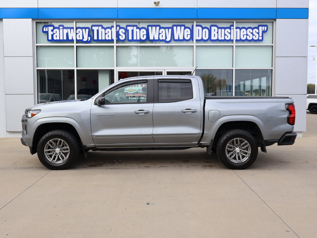 Certified 2024 Chevrolet Colorado LT w/ LT Convenience Package II AWD/4WD image 7