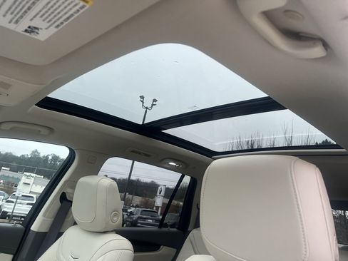 Used 2020 Cadillac XT6 Premium Luxury image 30