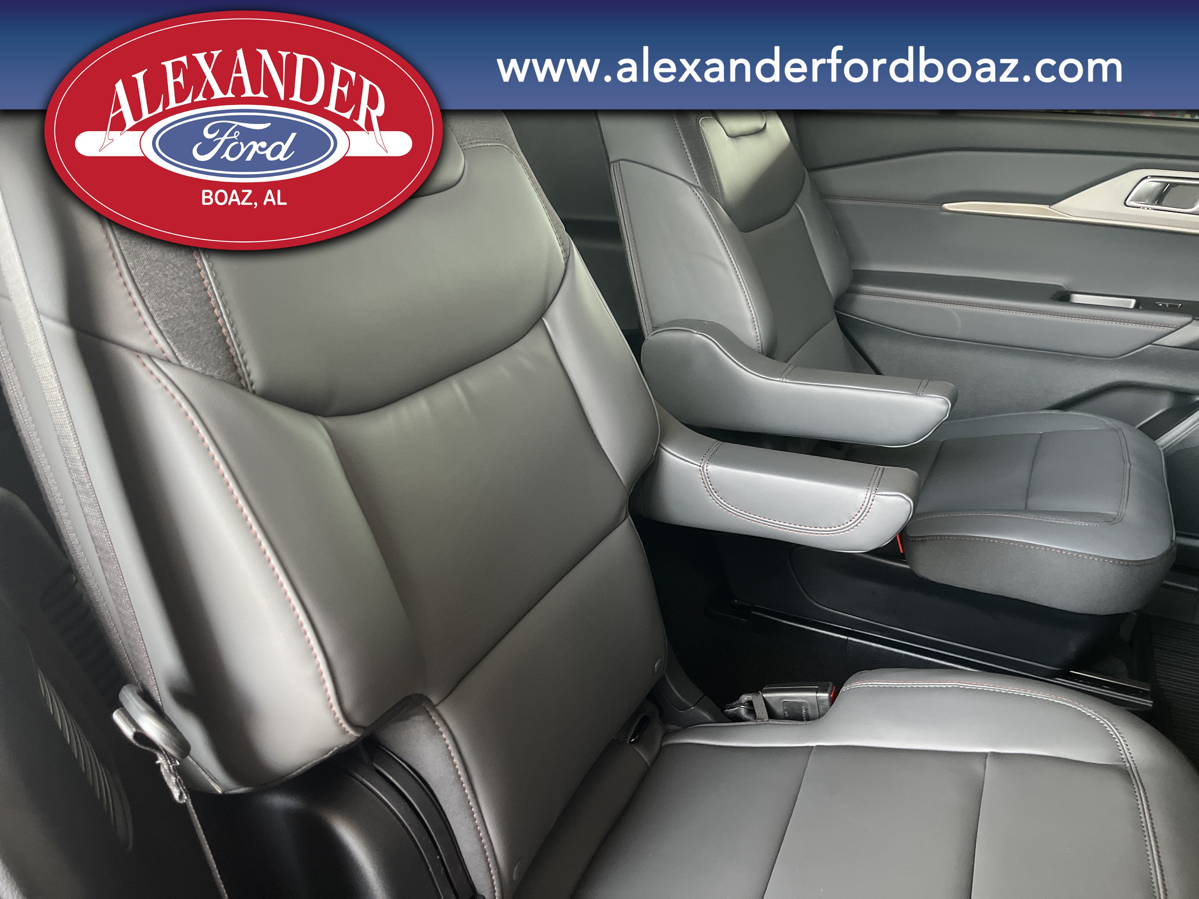 New 2026 Ford Explorer Active w/ Active Comfort Package RWD image 18