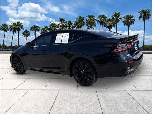Used 2023 Nissan Maxima SR w/ Sport Mat Group image 6