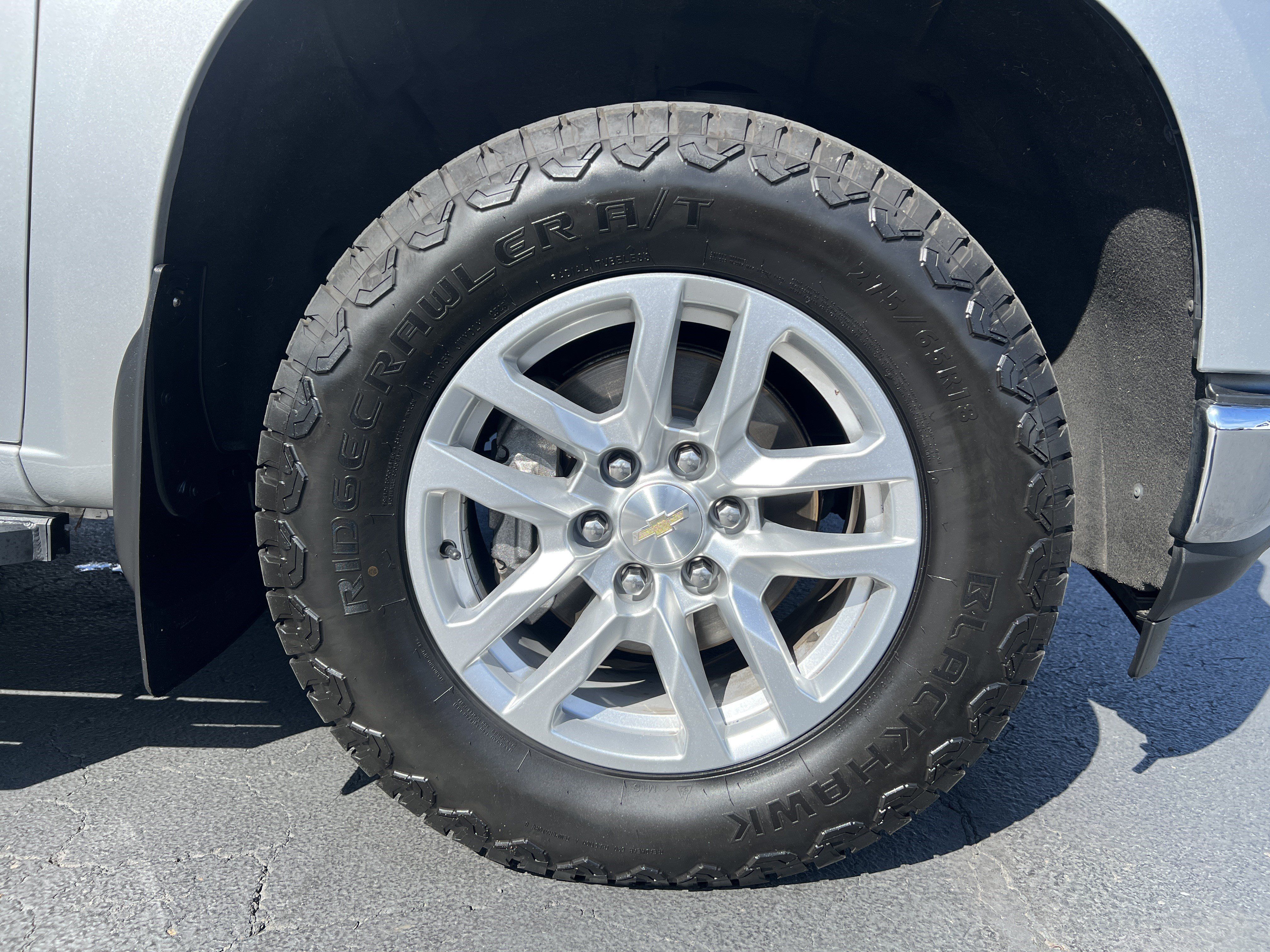 Used 2020 Chevrolet Silverado 1500 LT w/ All-Star Edition AWD/4WD image 10
