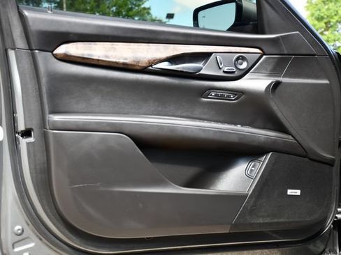 Used 2017 Cadillac CT6 Luxury AWD/4WD image 12