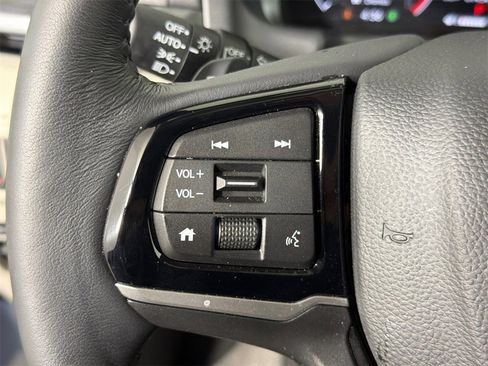 Used 2025 Honda Odyssey Elite image 26