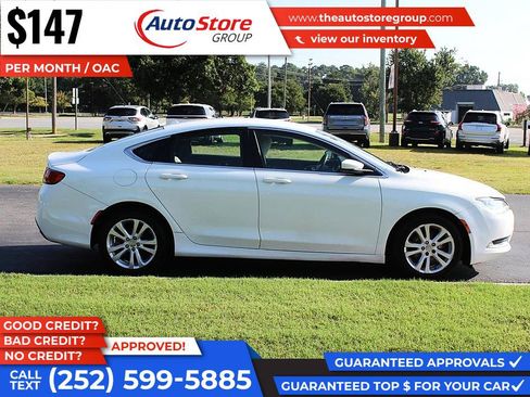 Used 2015 Chrysler 200 Limited w/ Convenience Group FWD image 5