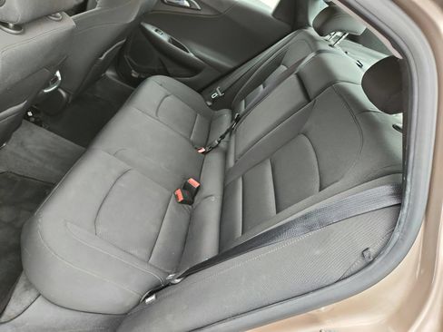 Used 2018 Chevrolet Malibu LT FWD image 21