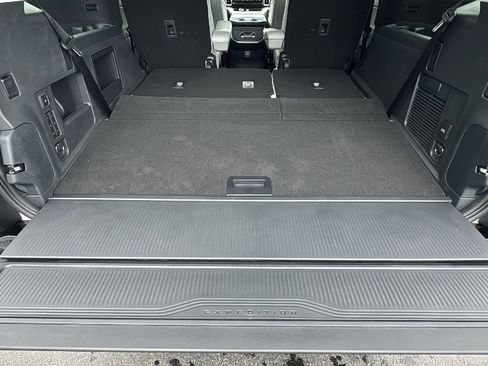 New 2026 Ford Expedition Active image 46