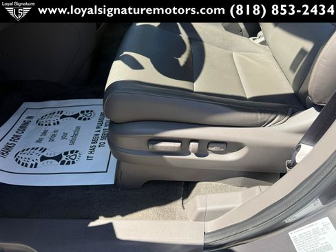 Used 2017 Honda Odyssey EX-L image 23