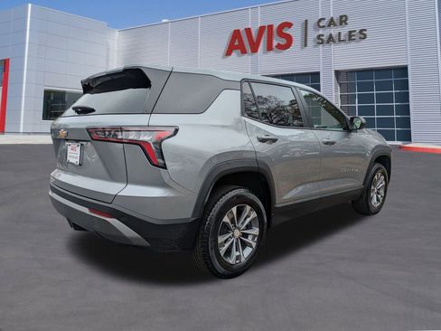 Used 2025 Chevrolet Equinox LT image 6