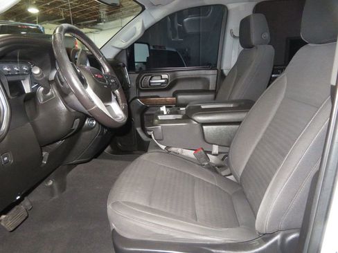 Used 2021 GMC Sierra 3500 SLE w/ SLE Value Package image 20