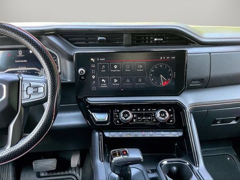 Used 2022 GMC Sierra 1500 AT4 AWD/4WD image 13