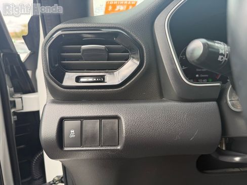 Certified 2023 Honda Pilot Sport image 14