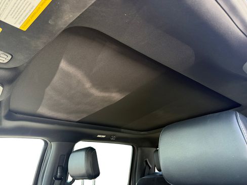 Used 2023 Ford F150 Lariat AWD/4WD image 11