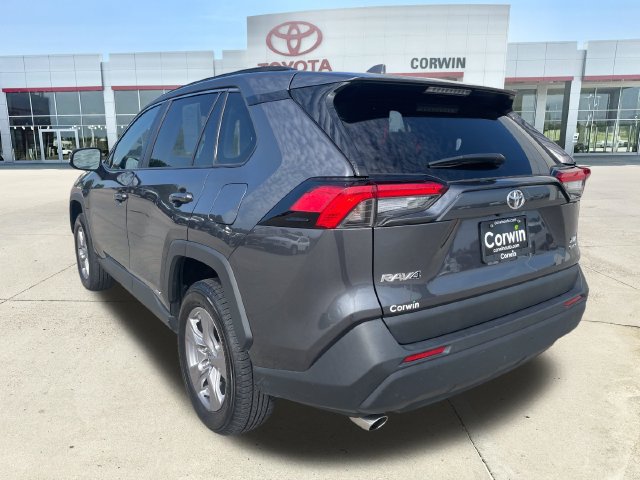 Used 2025 Toyota RAV4 XLE AWD/4WD image 3