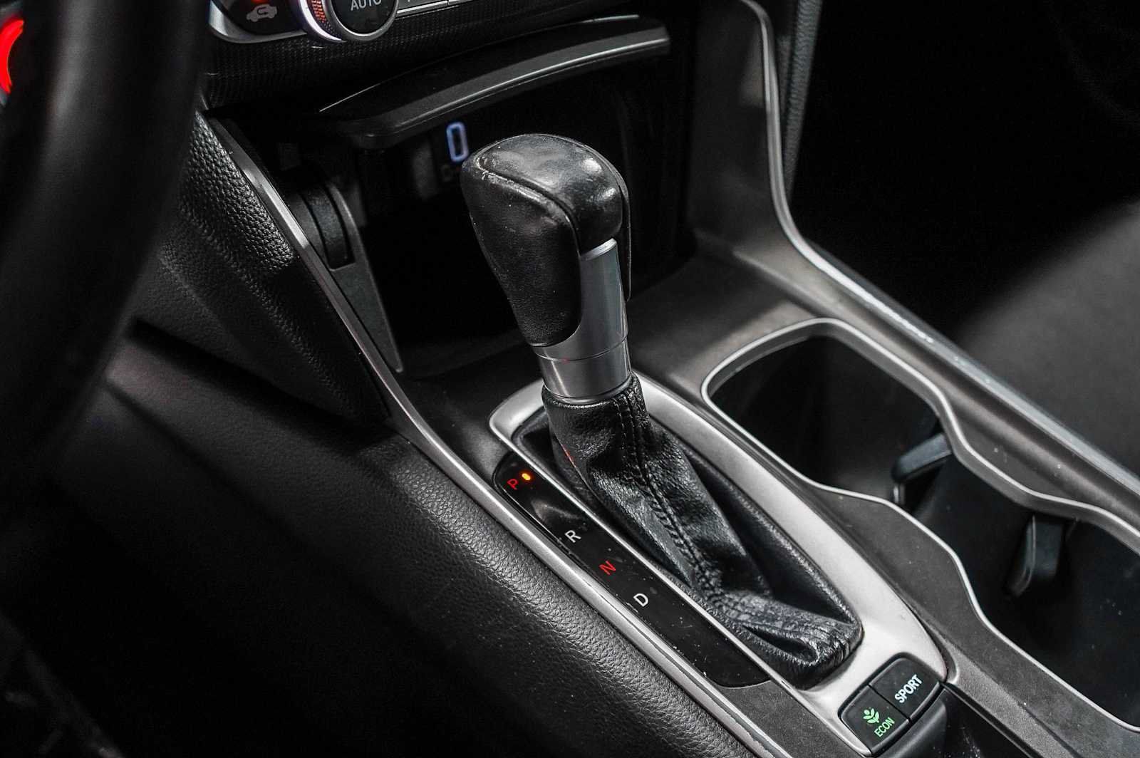 Used 2018 Honda Accord Sport image 21