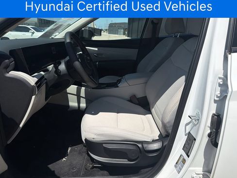 Certified 2026 Hyundai Tucson SE FWD image 11