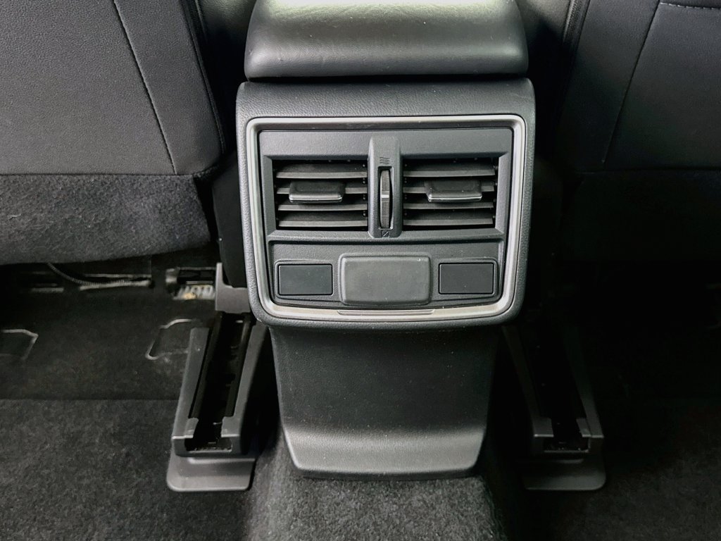 Used 2021 Subaru Forester Premium AWD/4WD image 26