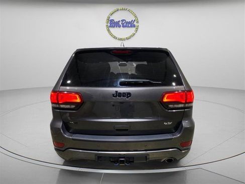 Used 2019 Jeep Grand Cherokee Altitude AWD/4WD image 4