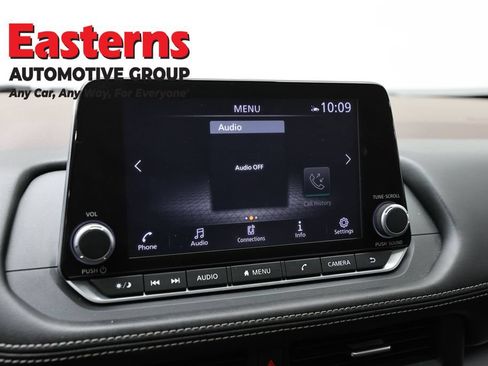 Used 2023 Nissan Rogue SV w/ SV Premium B Package AWD/4WD image 19