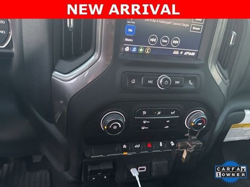 Used 2022 Chevrolet Silverado 1500 Custom Trail Boss w/ Safety Confidence Package image 4