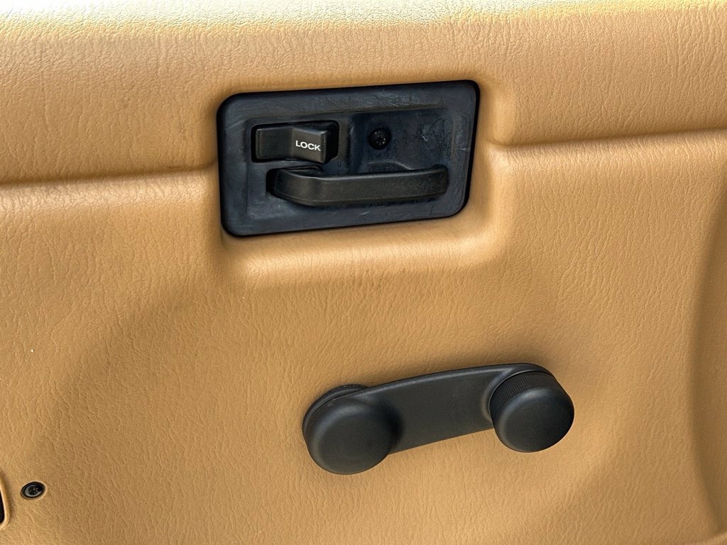 Used 1998 Jeep Wrangler Sahara AWD/4WD image 17
