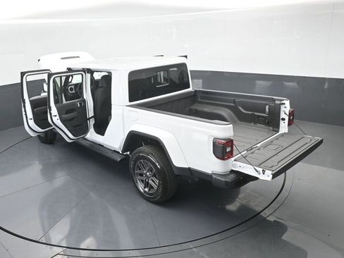 New 2026 Jeep Gladiator Sport image 58