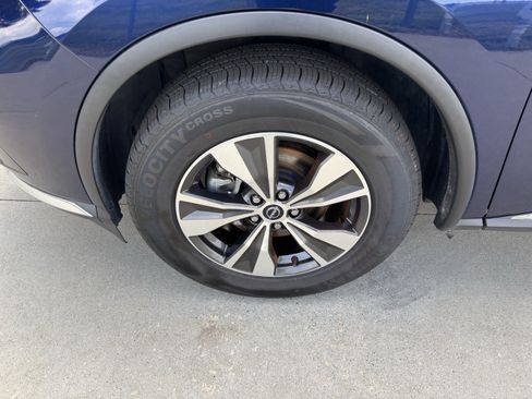 Used 2023 Nissan Murano S AWD/4WD image 13