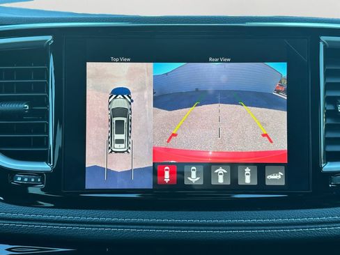 New 2026 Chrysler Pacifica Select image 26